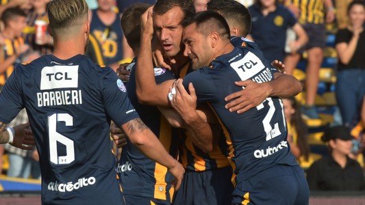 Central goleó a Godoy Cruz y salvó la continuidad de Cocca