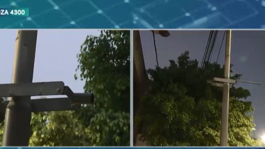 Echesortu: ahora, se roban la luminaria pública