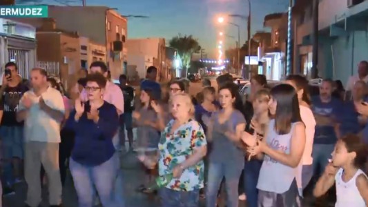 Vecinos de Capitán Bermúdez volvieron a marchar pidiendo seguridad
