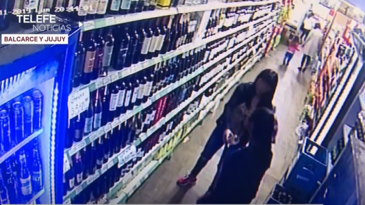 Dos adolescentes fueron detenidas tras robar bebidas alcohólicas