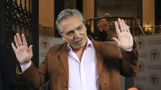 Alberto Fernández interactuó en Twitter con sus seguidores hasta la madrugada