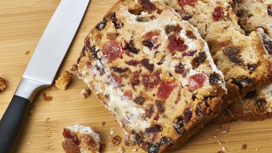 Pan dulces y budines, un 'gustito' costoso en las mesas navideñas