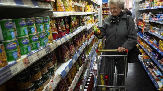 Rosario: la canasta para jubilados en noviembre se ubicó en los 34.400 pesos