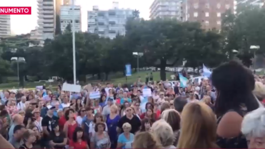 Masivo reclamo en el Monumento a cinco años de la muerte de Nisman
