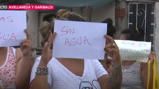 Zona oeste: vecinos denuncian que están hace once días sin agua