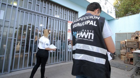 Tarjeta Alimentar: clausuran comercios que aplican recargos a compras