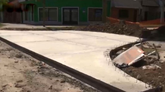 Vecinos de zona oeste reclaman que se retomen obras a medio terminar sobre 27 de Febrero