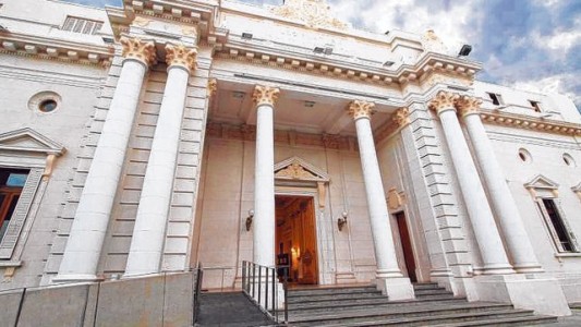 Perotti enviará la semana próxima un proyecto de ley para declarar emergencia social y de seguridad