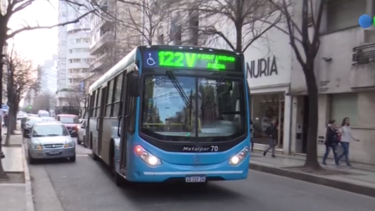 Se firmó el convenio para el congelamiento de tarifas de transporte por 120 días