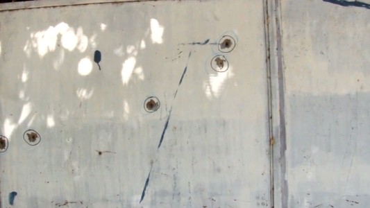 Balearon el frente de una vivienda en barrio Moderno