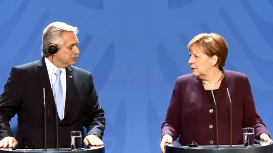 Merkel a Alberto Fernández: “Es importante pensar cómo desde Europa podemos ayudarles”