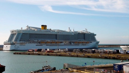 Coronavirus: un matrimonio que viajó en un crucero por Asia está en cuarentena en La Plata