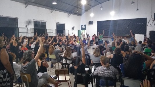 Paritaria docente: amplio rechazo en Rosario al ofrecimiento de la Provincia
