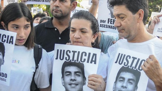 El recuerdo de los padres y la novia de Fernando en el día de su cumpleaños
