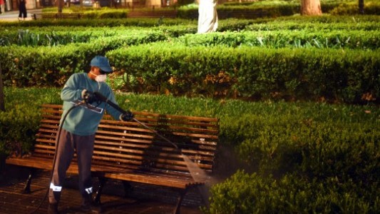 La Municipalidad profundiza medidas de higiene en espacios públicos