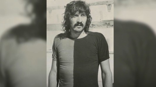 Murió el "Trinche" Carlovich, después de la golpiza que recibió para robarle su bicicleta