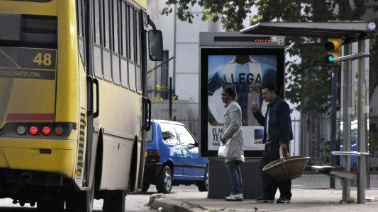 Sigue el paro de colectivos urbanos e interurbanos