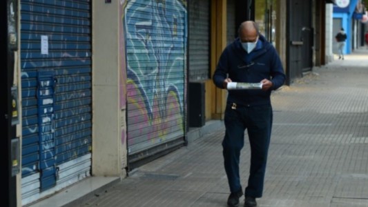 La actividad económica cayó 26,4 % interanual en abril