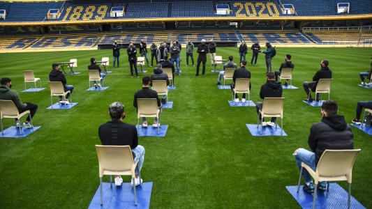 Barbijo y distanciamiento social: así fue presentado el "Kily" González como DT de Central