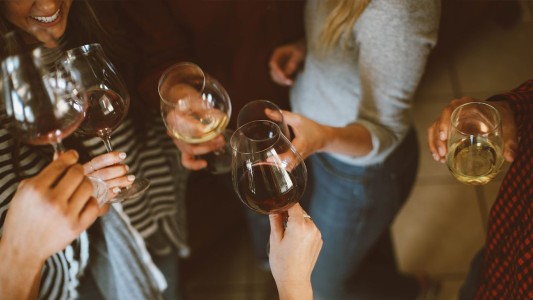 Día del Amigo: sin grandes reuniones ni mucho movimiento