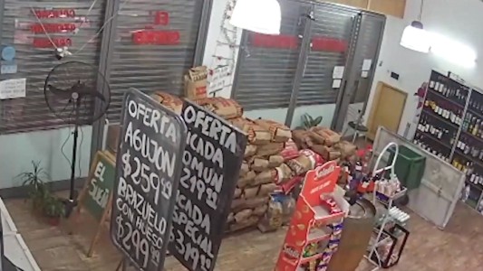 Tres hombres armados robaron un comercio de la zona sudoeste