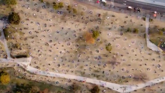 Una tarde en los círculos de distanciamiento