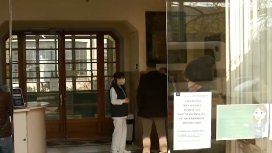 Un médico del Geriátrico Provincial dio positivo de Covid-19