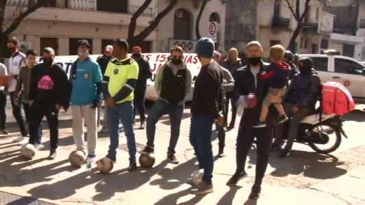 Dueños de canchas de fútbol piden volver a trabajar