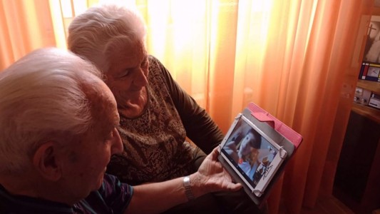 Entregarán cuadernos didácticos para asistir a adultos mayores