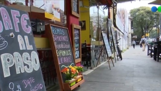 Reclaman que todos los comercios puedan trabajar con la modalidad "take away"