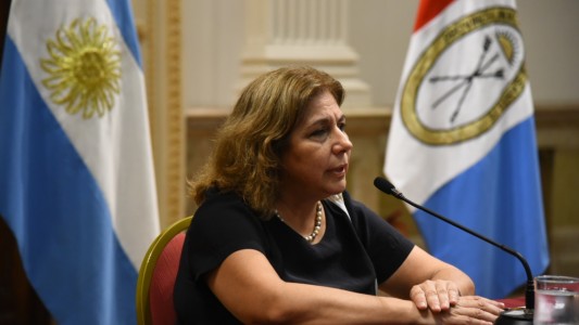 La ministra Martorano recibió el alta del sanatorio donde se encontraba internada