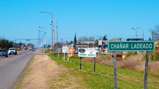 Chañar Ladeado: desplazan a un comisario por participar de una fiesta clandestina