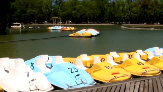 Por considerarse actividad náutica, lo botes del Parque Independencia siguen sin poder funcionar