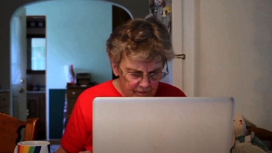 Adultos mayores en pandemia: "Es una enfermedad que nos interpeló desde el lado de la incertidumbre"