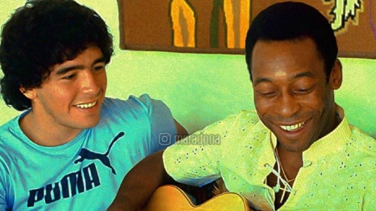 Pelé a Maradona: "Siempre te aplaudiré" y "Que sonrías siempre"