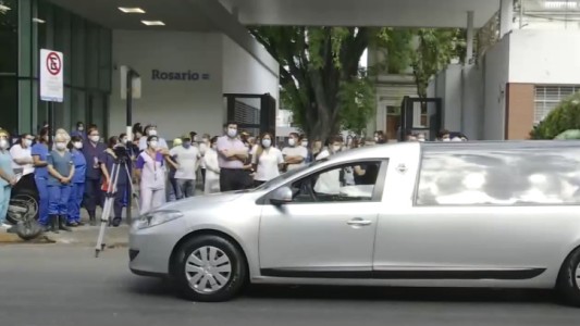 Emotivo adiós a una trabajadora del Hospital Carrasco que murió por Covid-19