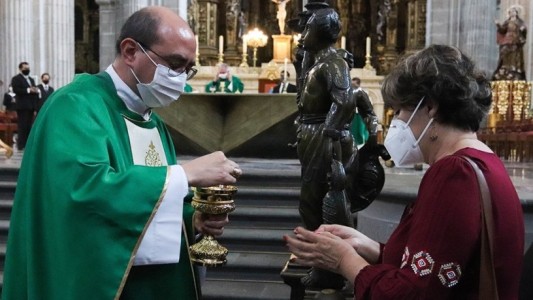 Autorizan celebraciones religiosas para más de 30 personas en Santa Fe