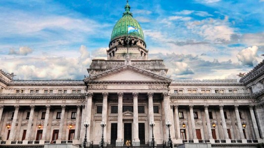 Pasan a la firma en el Senado el dictamen para una nueva ley de aborto