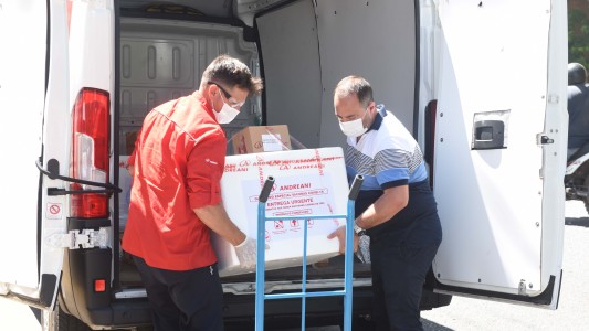 Javkin: "Llegaron las primeras dosis de la vacuna pero la pandemia no terminó"