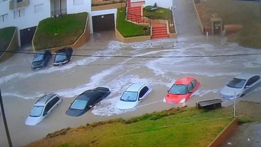 Fuerte temporal inundó y dejó sin luz a distintas zonas de Villa Gesell