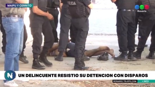 A los tiros y a plena luz del día