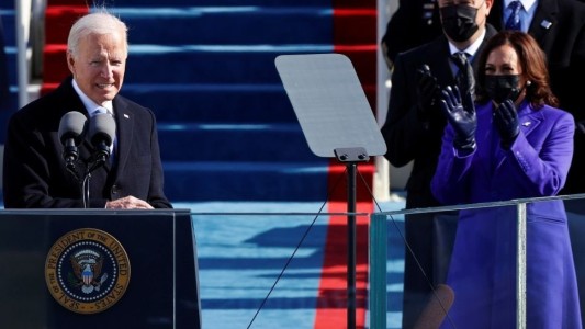 Fernández felicitó a Joe Biden