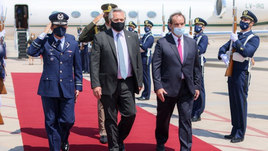 Alberto Fernández llegó a Chile para reunirse con Piñera