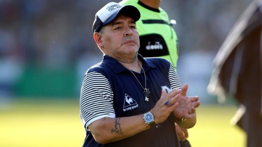 El video inédito de Maradona tras la operación de cabeza: "Estoy abollado, pero bien"