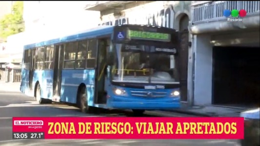 Caos en Rosario: alertan por colectivos llenos en plena pandemia