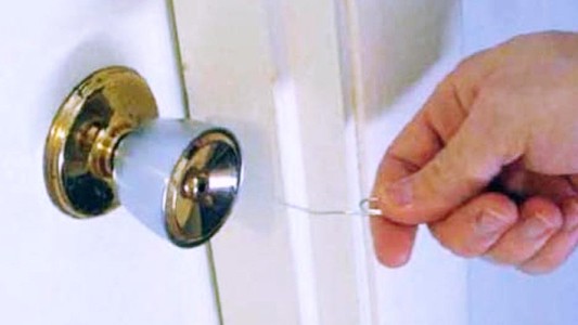 Robaron en departamentos con la modalidad de escruche