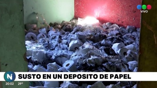 Incendió en depósito de papel higiénico provocó pánico entre los vecinos