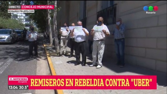 Remiseros se manifiestan contra Uber