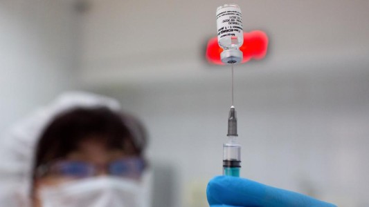 Laboratorio argentino producirá las vacunas Sputnik V en el país