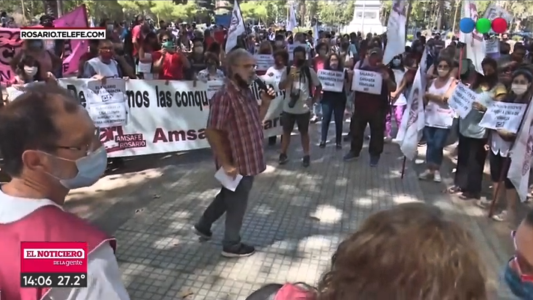 Concentración de Asistentes Escolares en Plaza San Martín